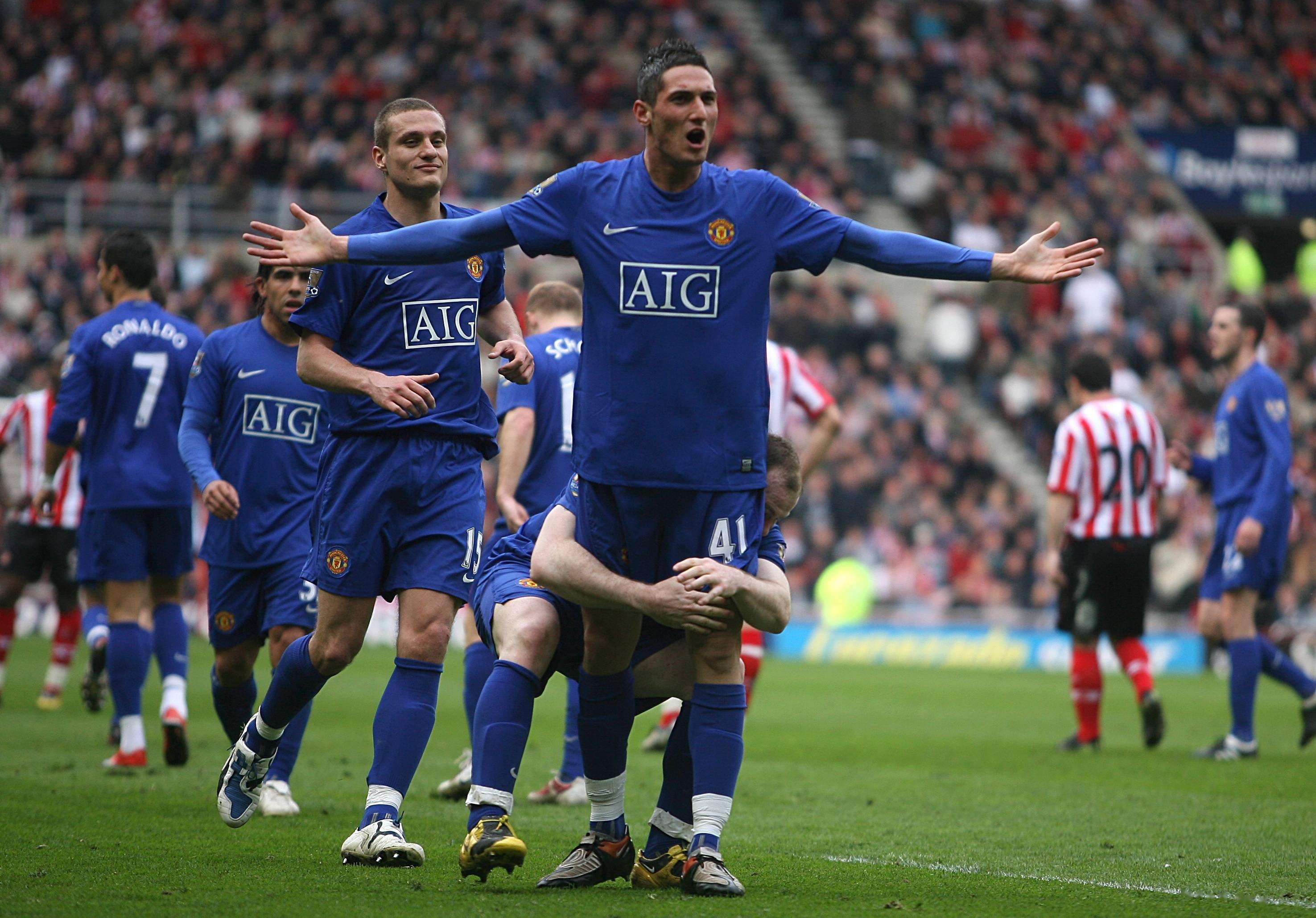 星空娱乐下载 -窗口期突围战来临，斯图加特围绕英超遗憾出局，质疑声仍在，数据趋势出现新变化的简单介绍