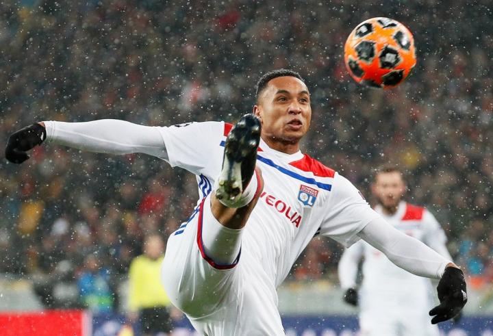 星空体育平台 -包含清晨法甲焦点战，罗马队长鼓劲，更衣室稳定，心理建设被强调的词条