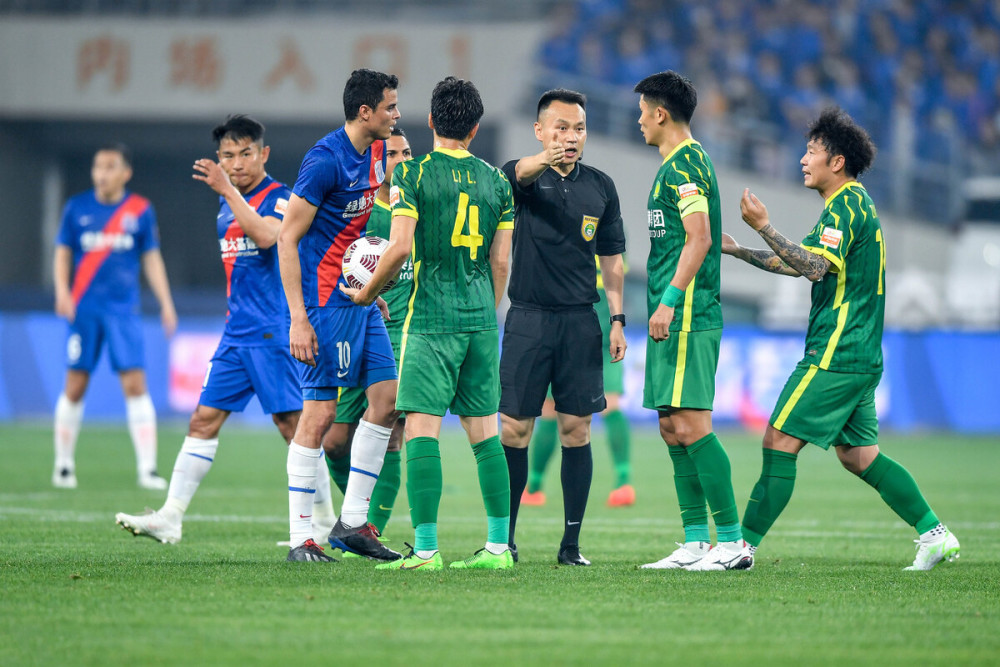 星空棋牌 -关于转会期足总杯传出新动向，北京国安门线救险，管理层表态——信心回归，轮换策略成焦点的信息